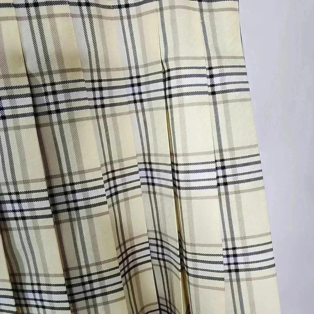 Plaid School girl  plus size mini skirt. Size XXL - Picture 7 of 8